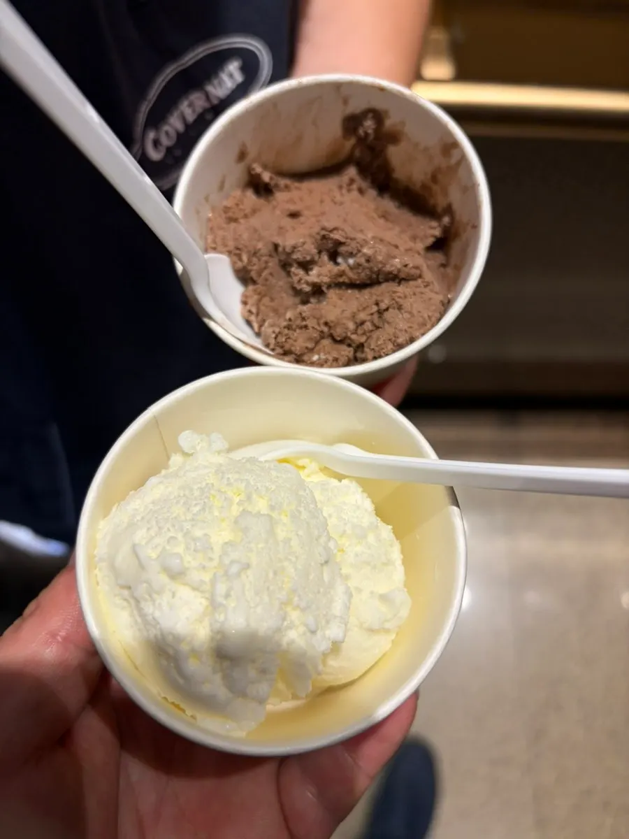 Takeout information and self-bar ice cream