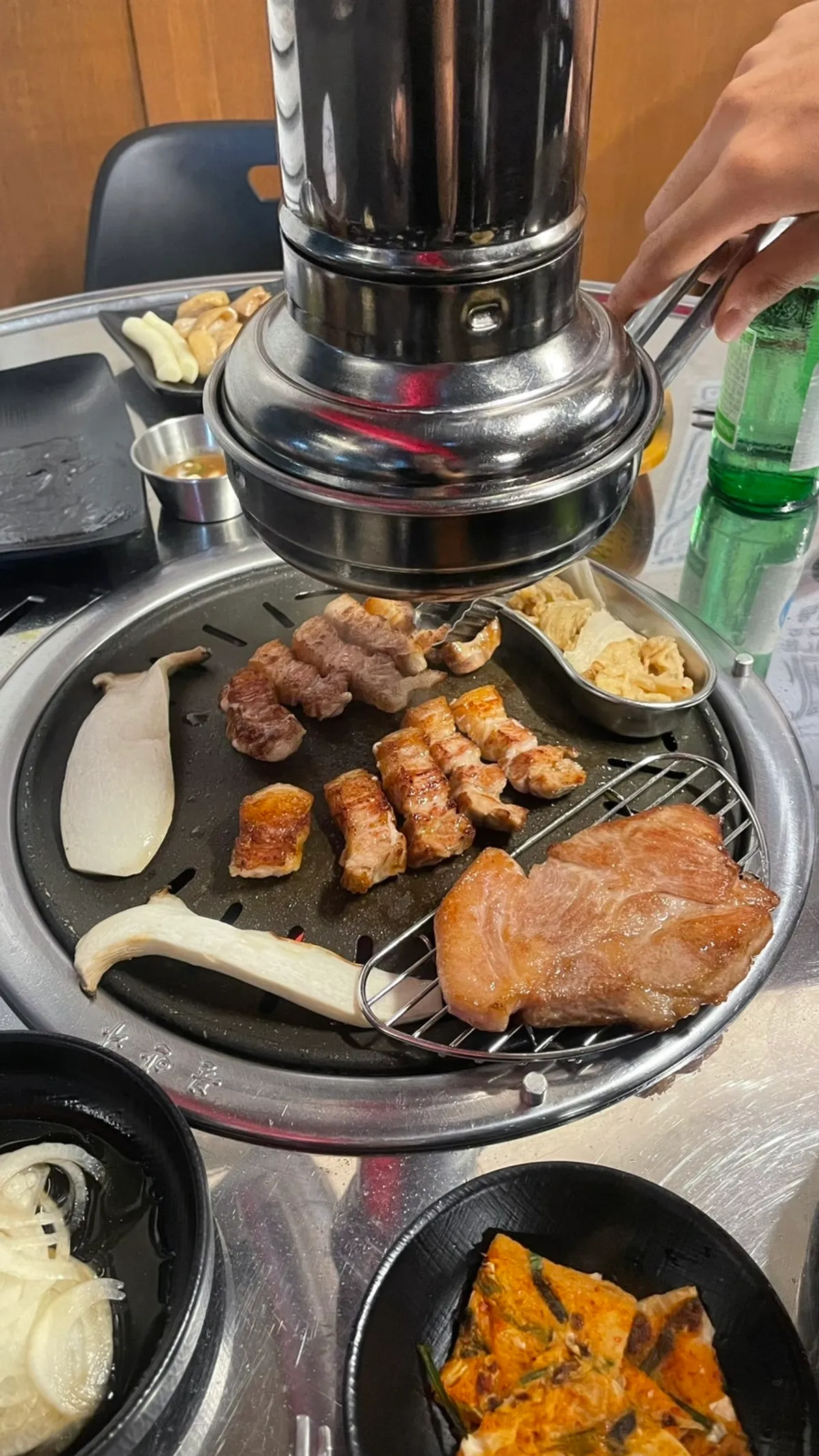 Juicy salted pork belly at Ttukbang