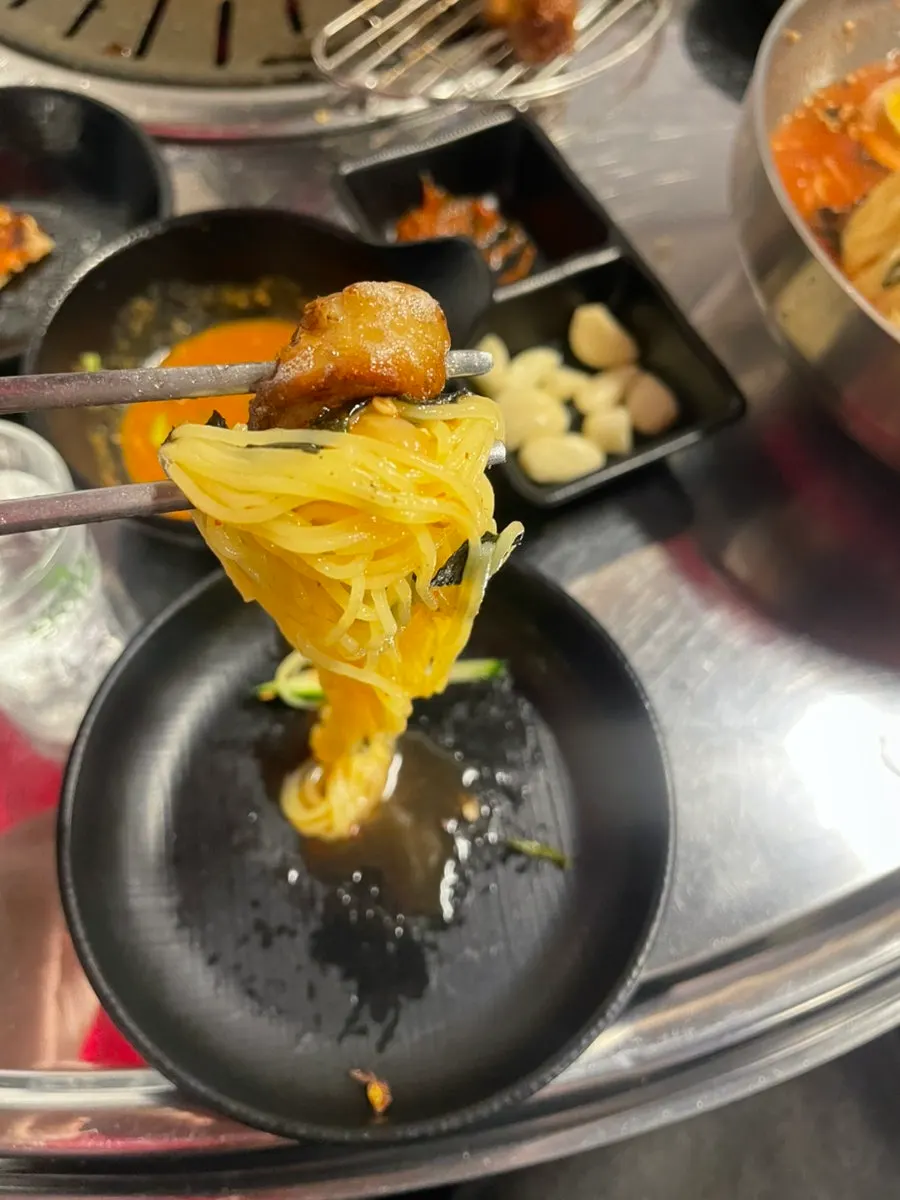 Kimchi-mari guksu ordered as a side dish