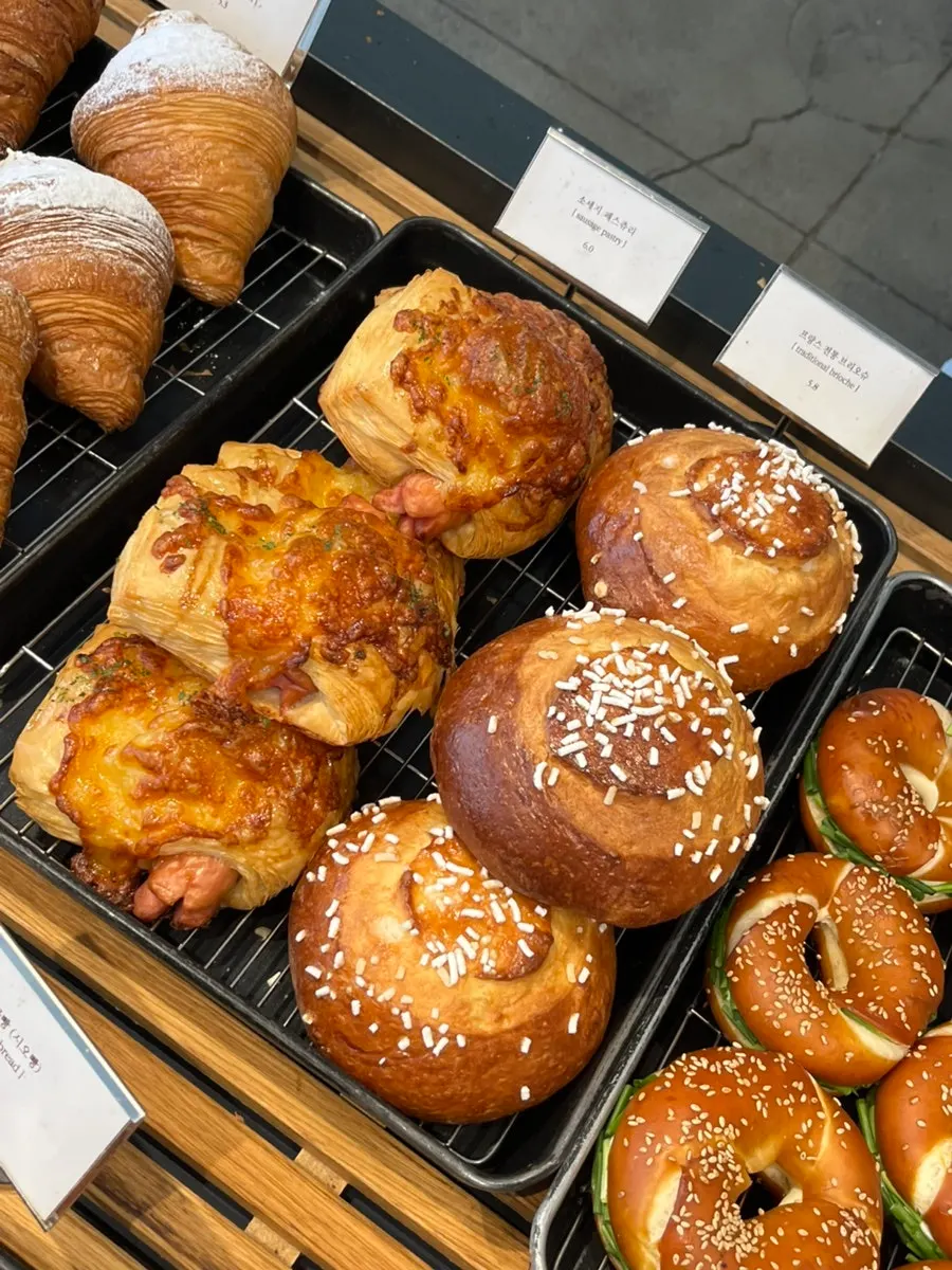 Close-up of the bread display at Degree Gojan Branch