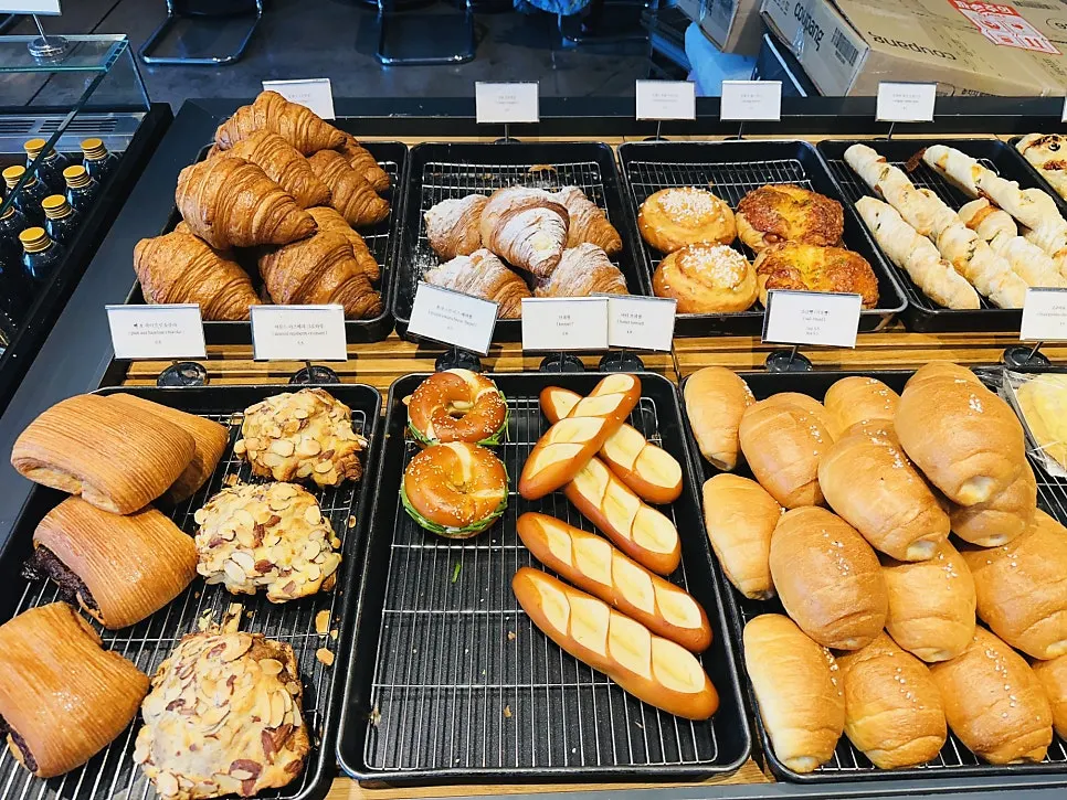Shelf filled with freshly baked bread