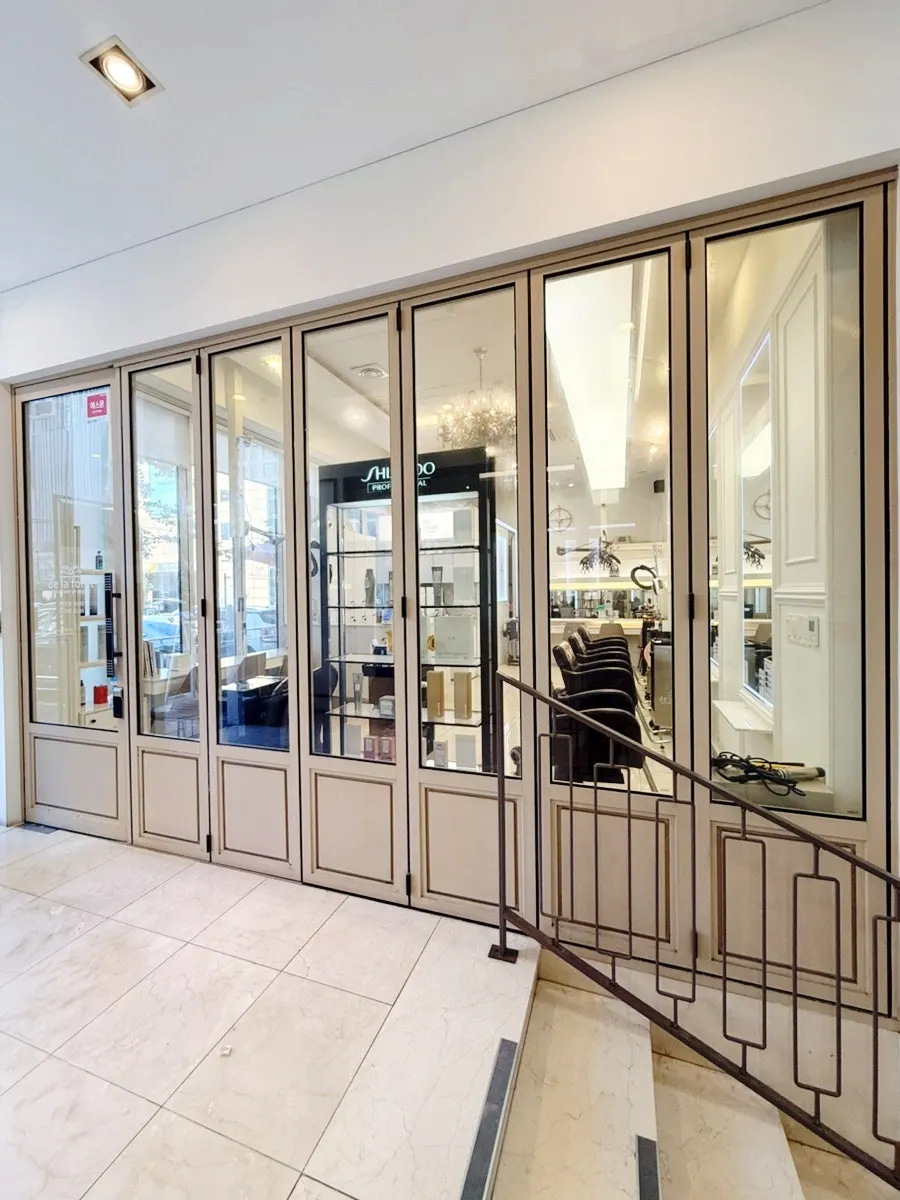 Entrance view of Drapore Haeundae Jung-dong Branch on the 1st floor of Central Medi Tower