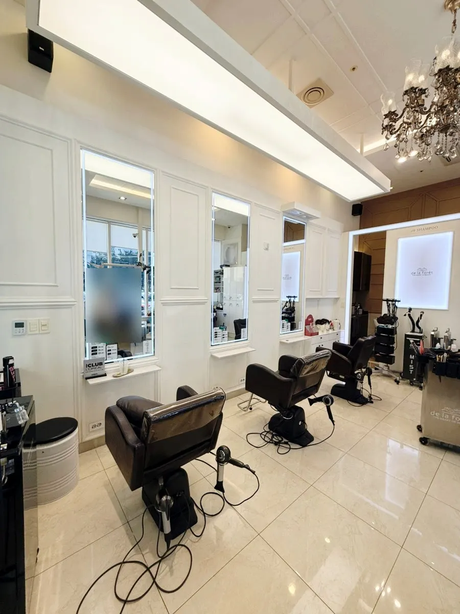 Bright salon interior with natural light coming in