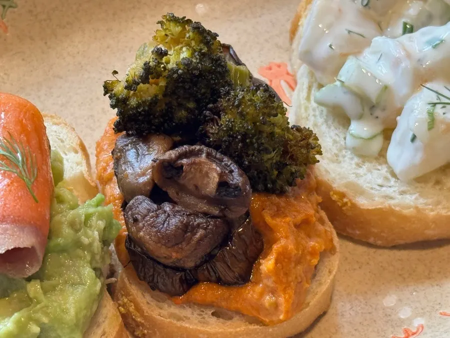 Roasted vegetable sandwich with romesco sauce