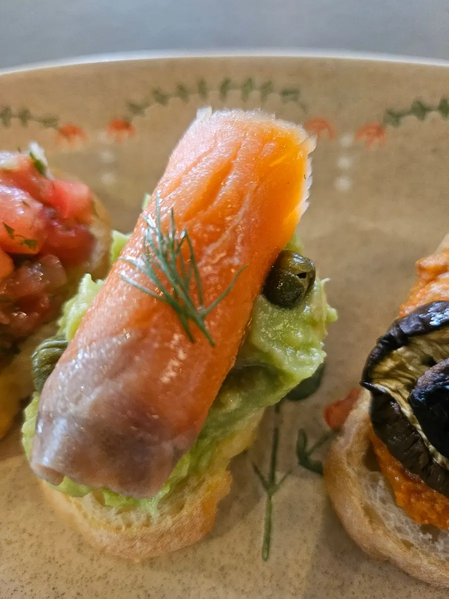 Dento's charming exterior tucked in an alley