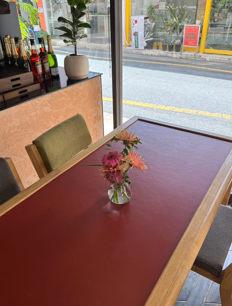 Table layout at Dento