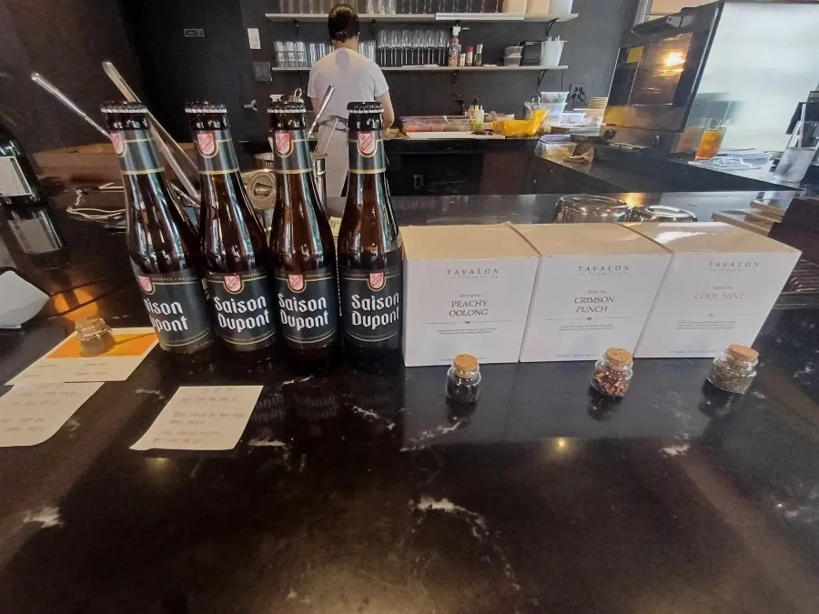 맥주도 판매하는 덴토 매장 내부