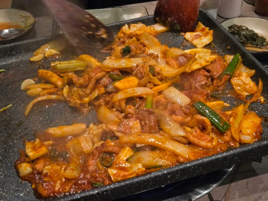 Seasoned duck stir-fry on the grill