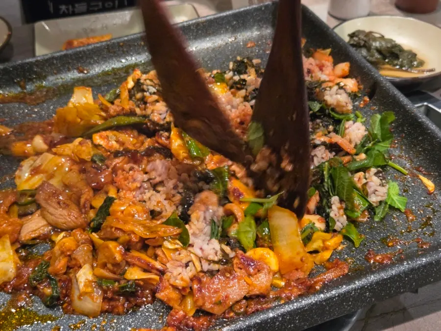 Table spread alongside the duck stir-fry