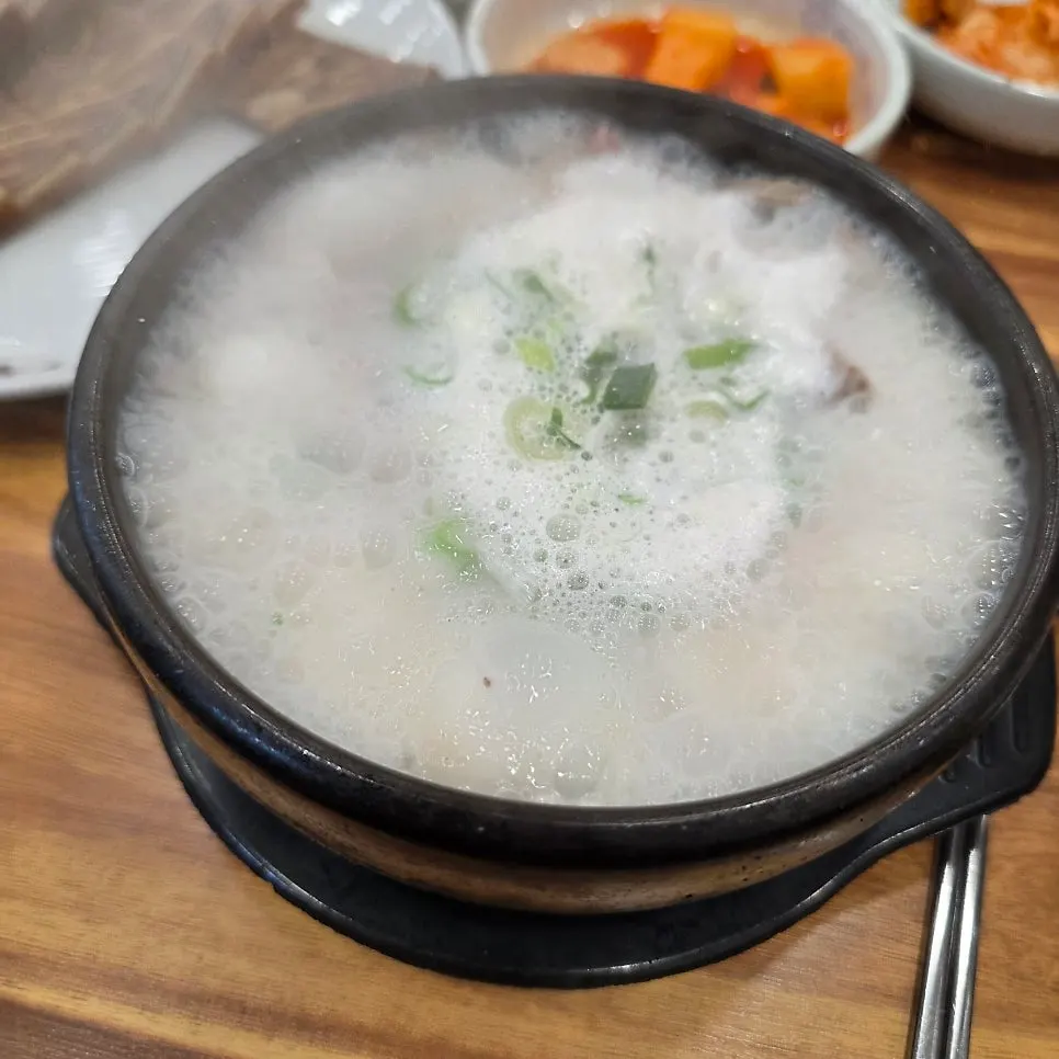 밥 무제한 추가가 가능한 셀프 코너