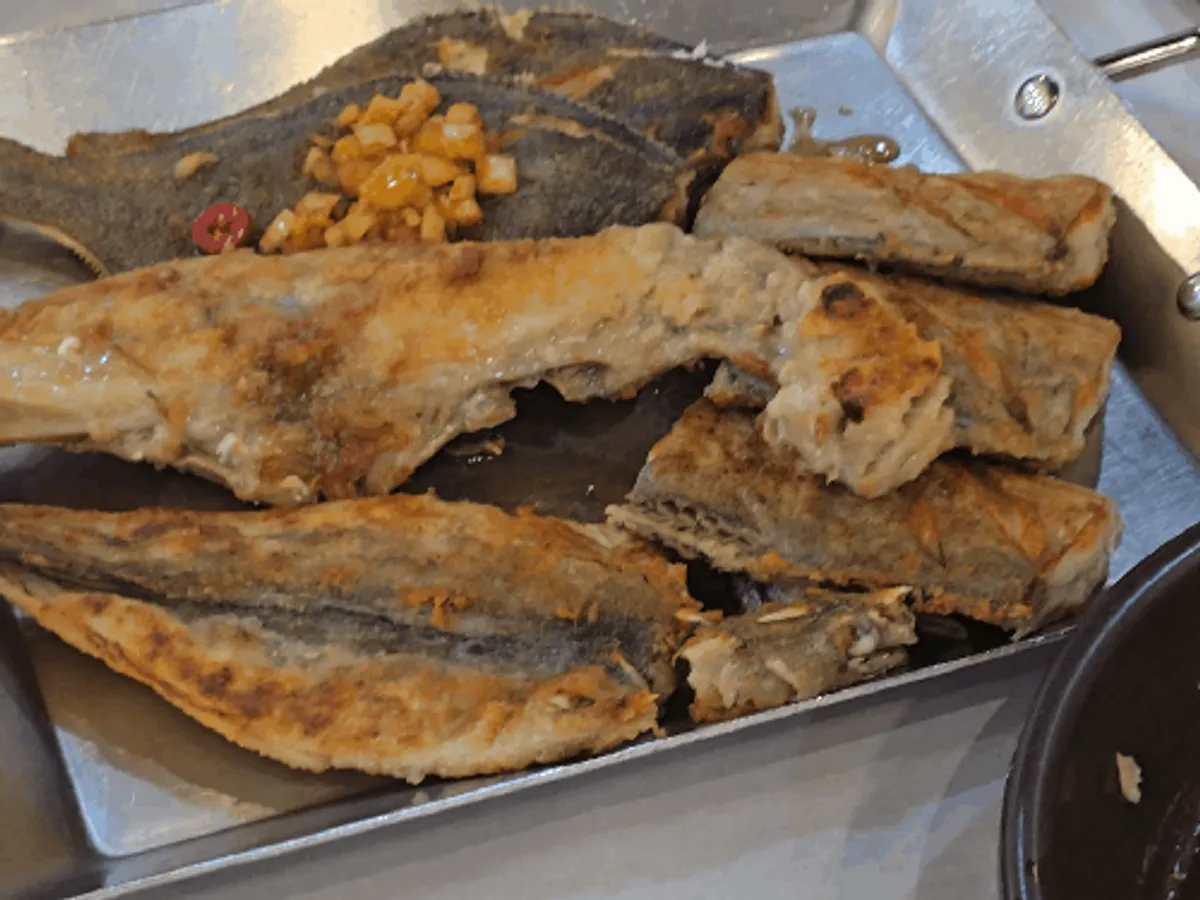 Satu meja set ikan bakar Min Cook Apbadang Seongsa