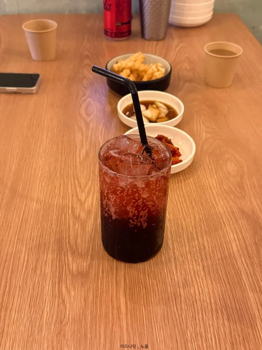 Pomegranate highball and zero-sugar cola
