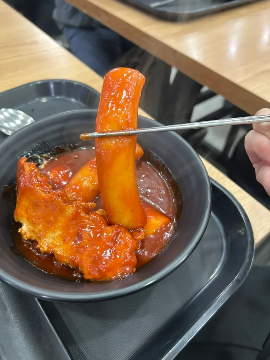 덕자네방앗간 참치김밥 한 줄