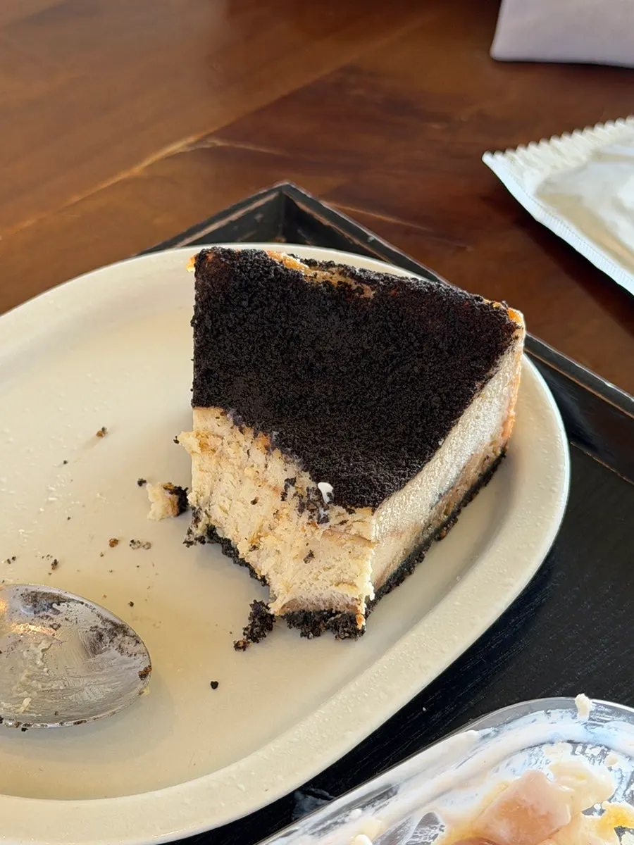 Close-up of the Oreo cheesecake