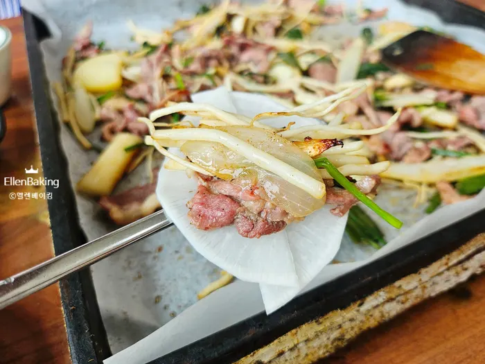 Grill with reduced samchae and remaining duck loin roast