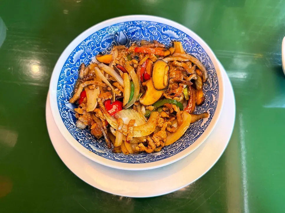 Chinese dishes ordered at Huhugwan