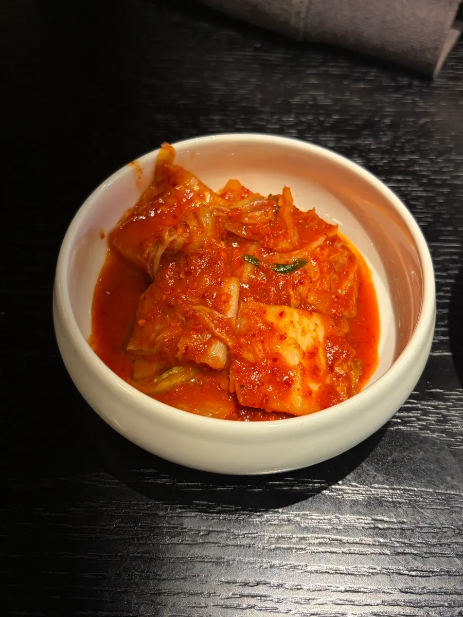깍둑썰기된 한돈 항정살 온제육