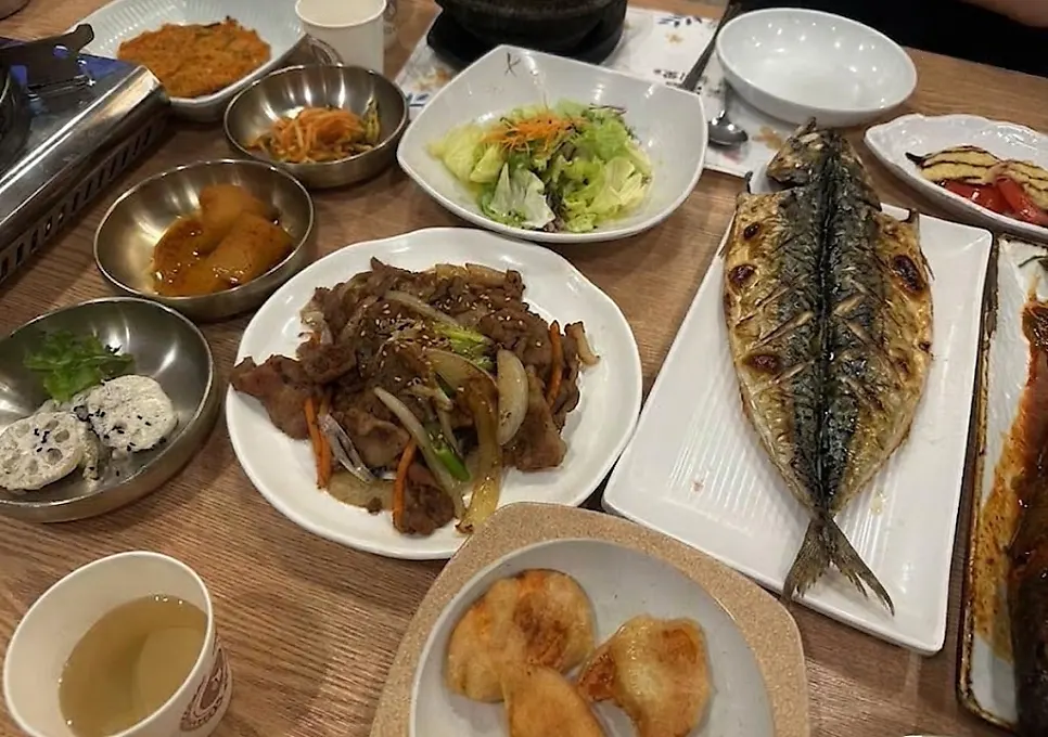 Table full of side dishes as part of the spring seolbap set