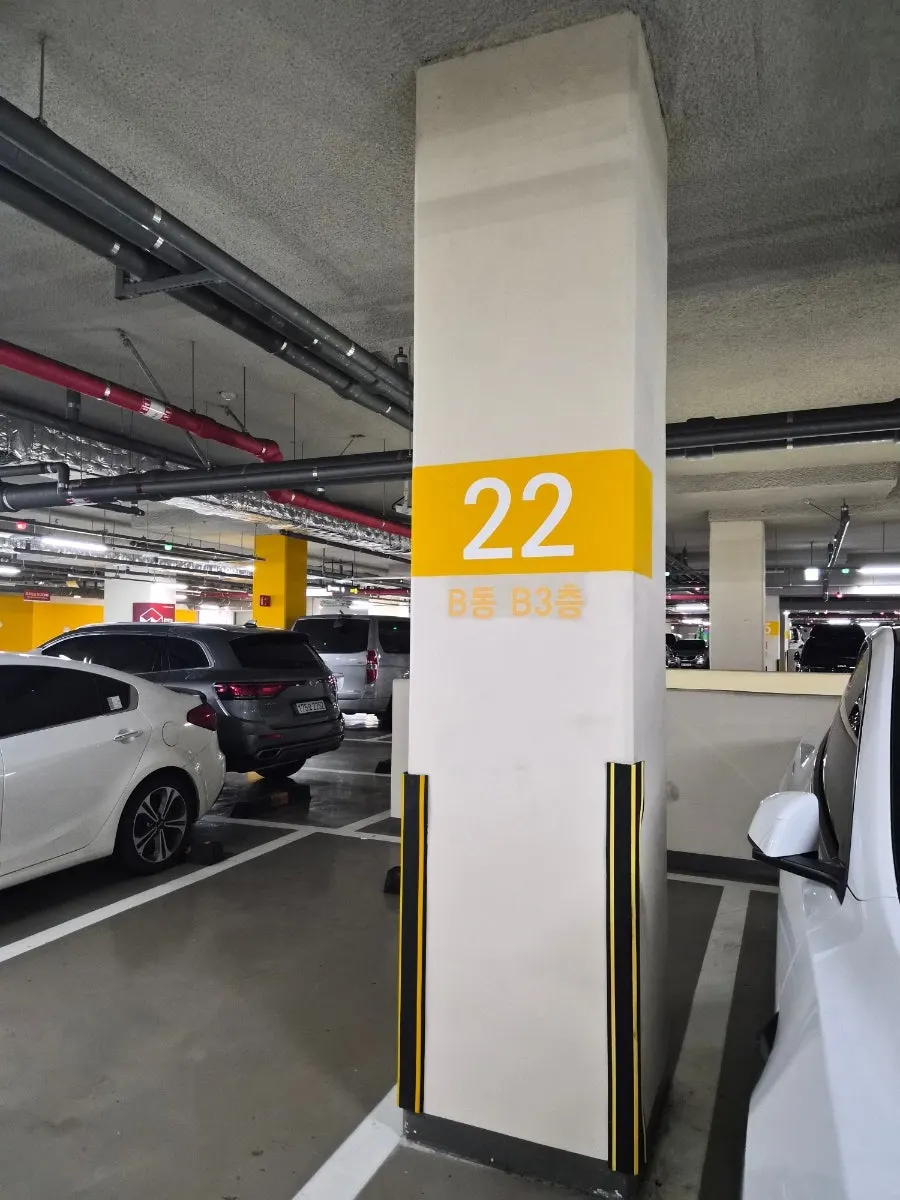 Parking area in the underground lot of ICT Valley Building B