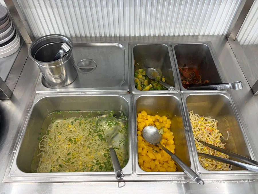 The self-serve bar where you can grab extra banchan