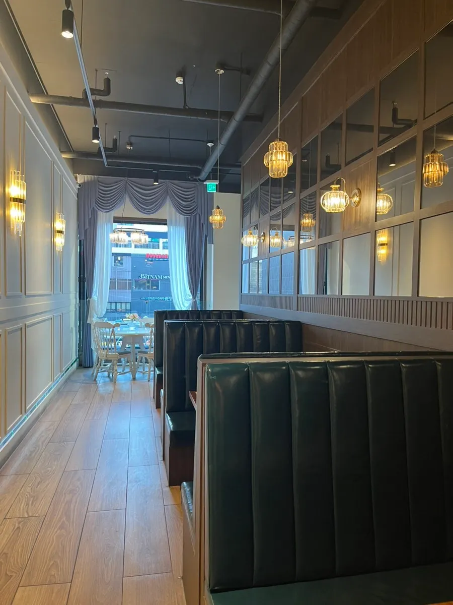 Seating area on the 2nd floor of Diaz Cake Boutique
