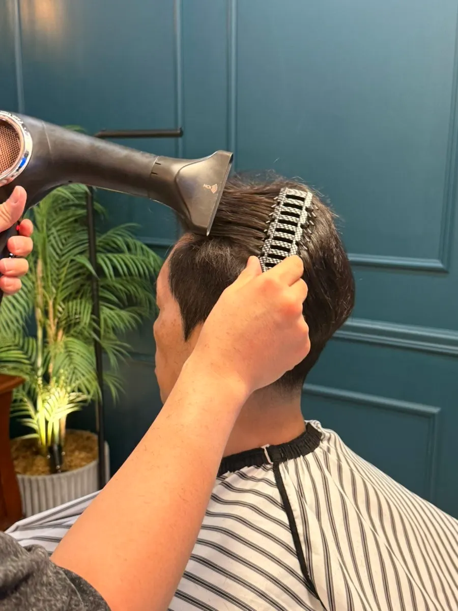 Back-head trimming process during the cut
