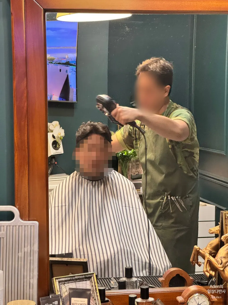 Men's down perm considering curly hair