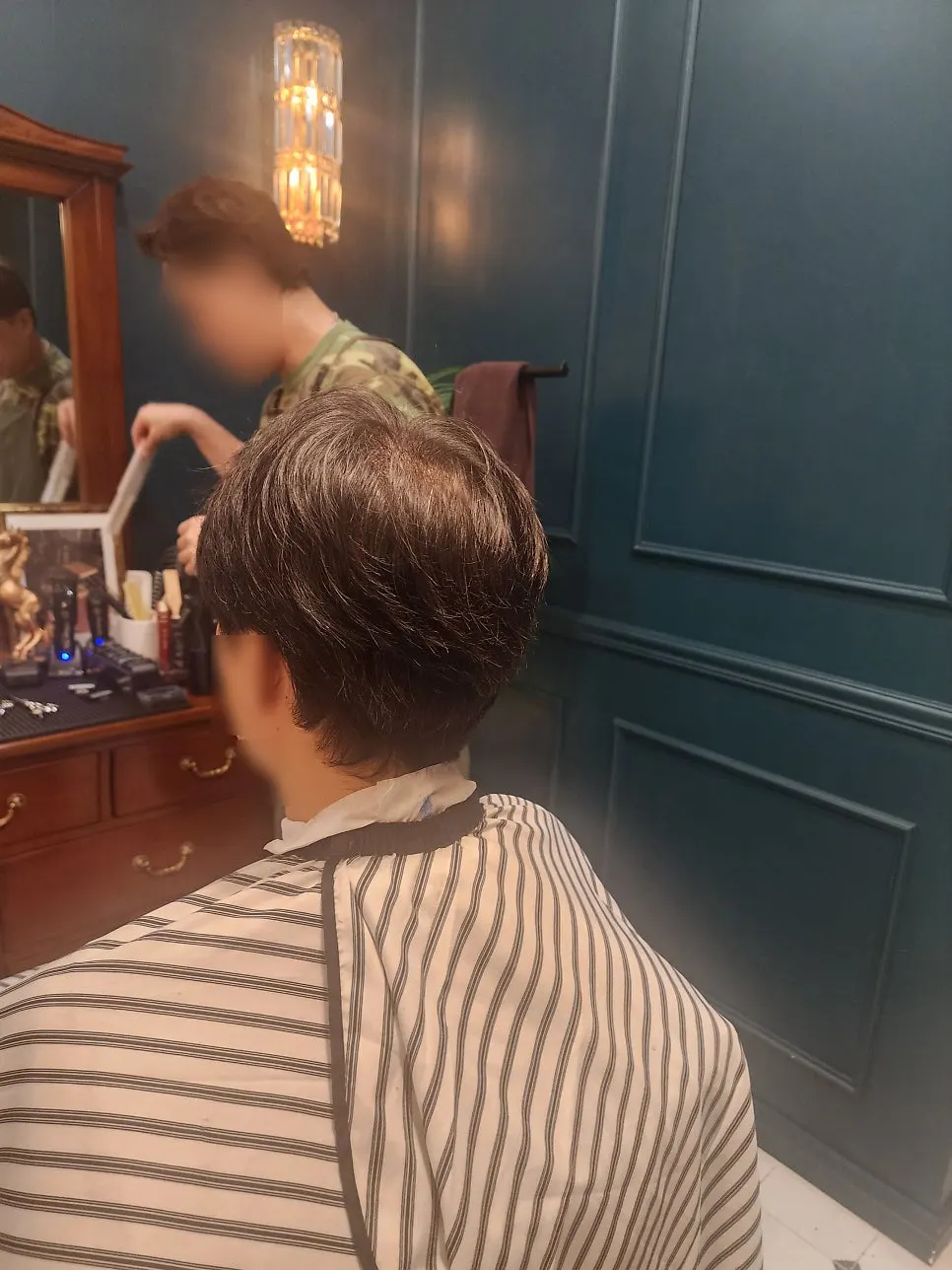 Before-and-after record of my husband's customized men's haircut