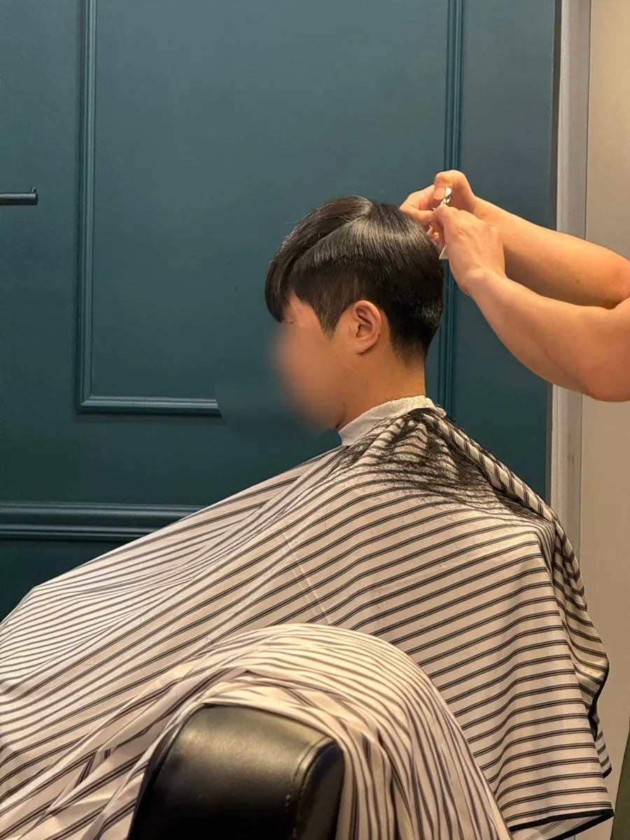 Mid-progress hair shaped to look smaller