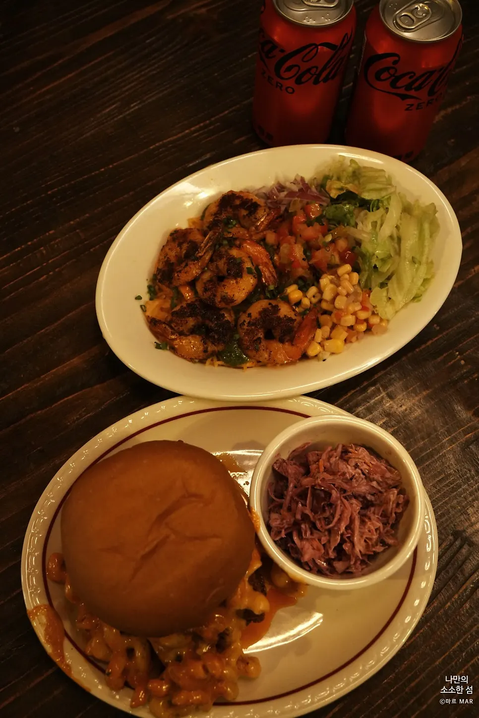 QR code ordering sign on the table