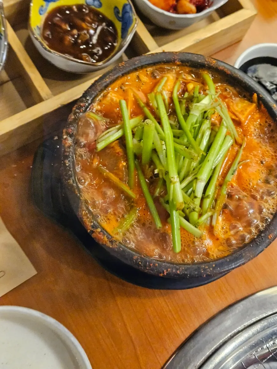 장어구이와 함께 나오는 기본 제공 메뉴