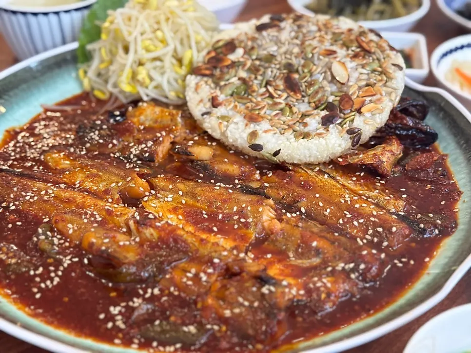 바삭한 씨앗호떡누룽지 메뉴