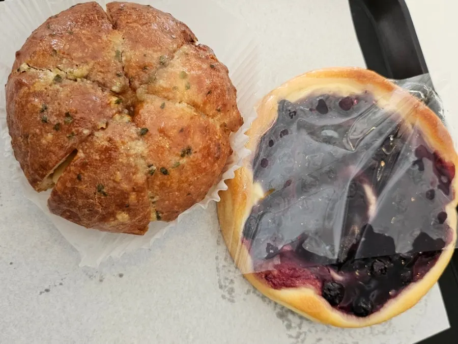 Yukjjok garlic bread and blueberry brioche at Doasis