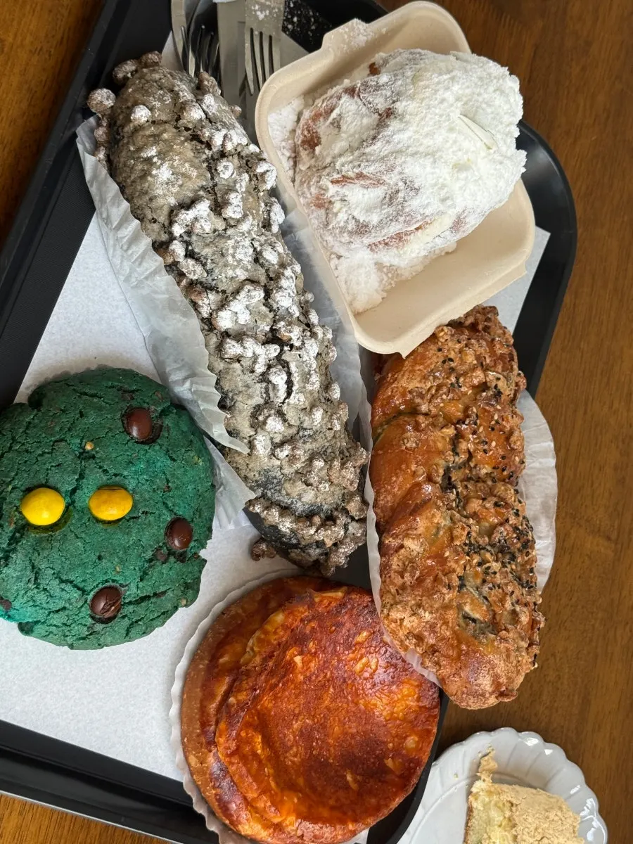 Doasis camembert cheese nurungji and walnut black sesame bread