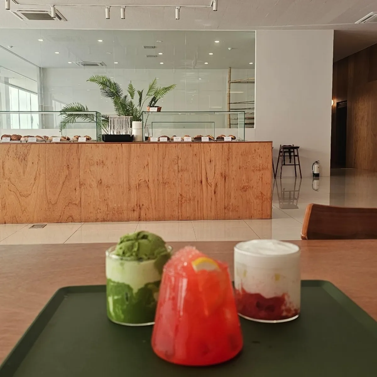 Main image of Dobana, a large tea house on Seosa-ro in Jeju City