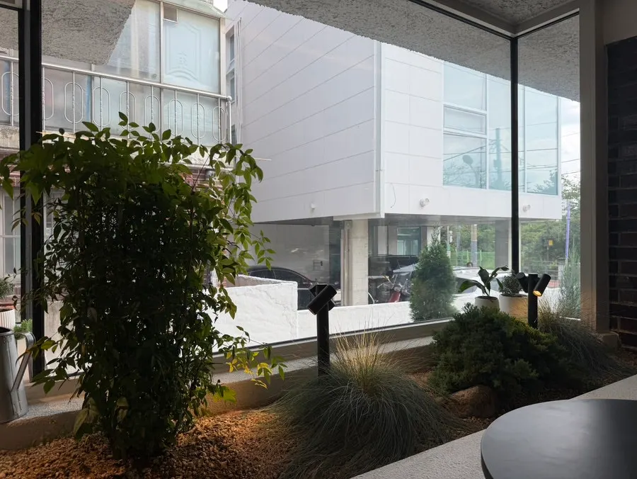 Uisagye spaces with a different atmosphere on each floor