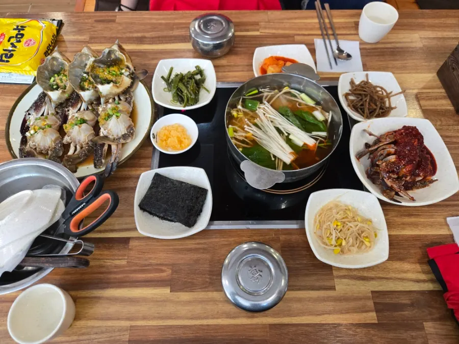 Full spread of the all-you-can-eat soy crab set