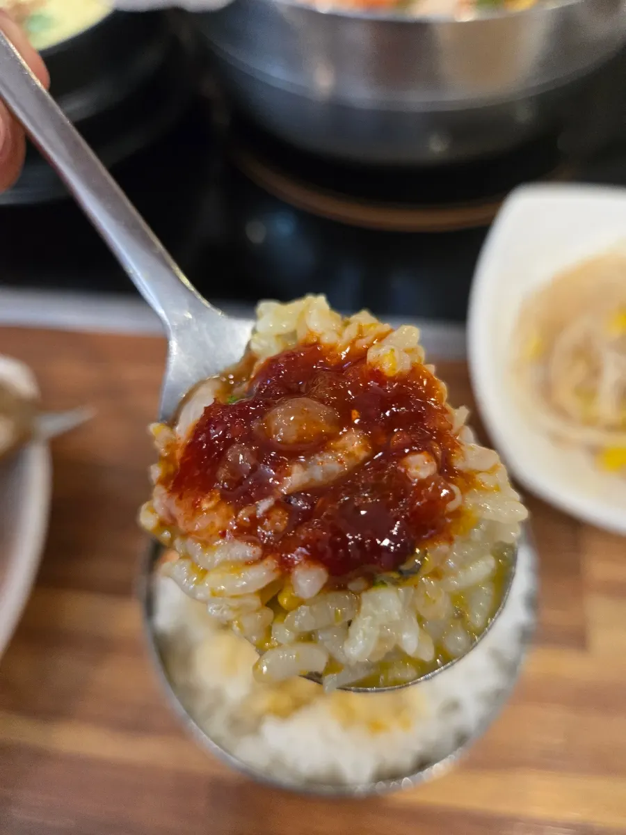 Rice mixed into a crab shell