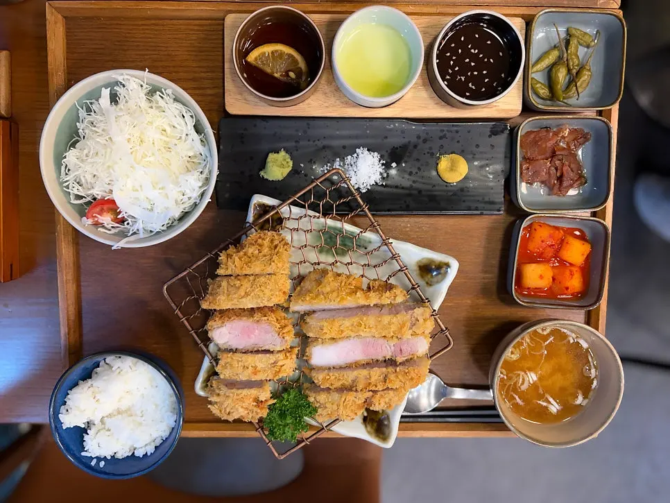 주문한 카츠 듀오 메뉴