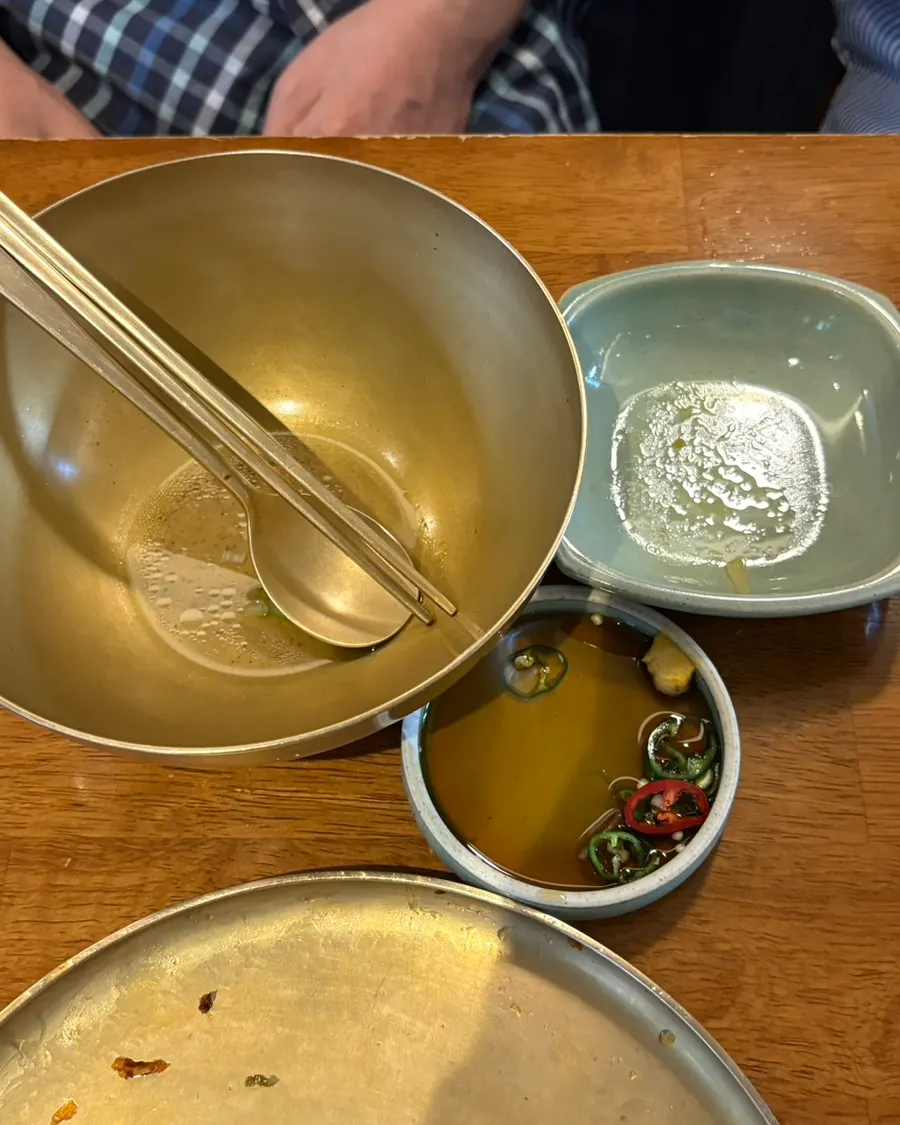 A completely finished bowl of beef gomtang