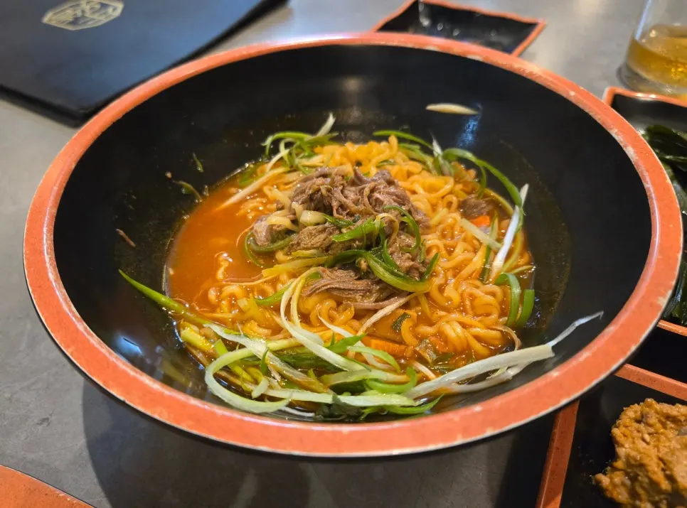 사이드로 주문한 한우라면 5,000원