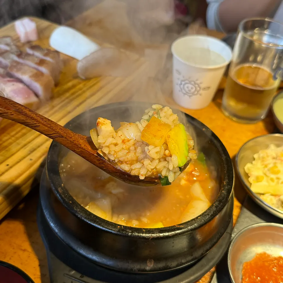 국밥 스타일로 나온 된장밥