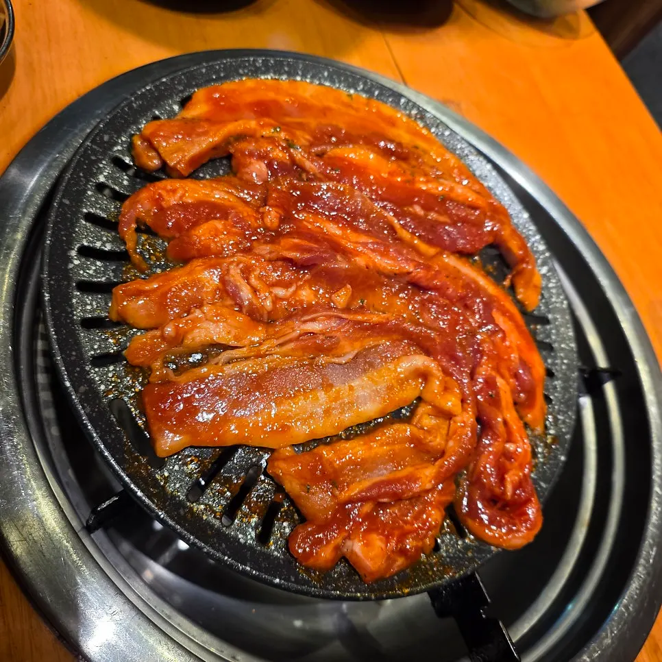 ツヤの出たコチュジャンサムギョプサル