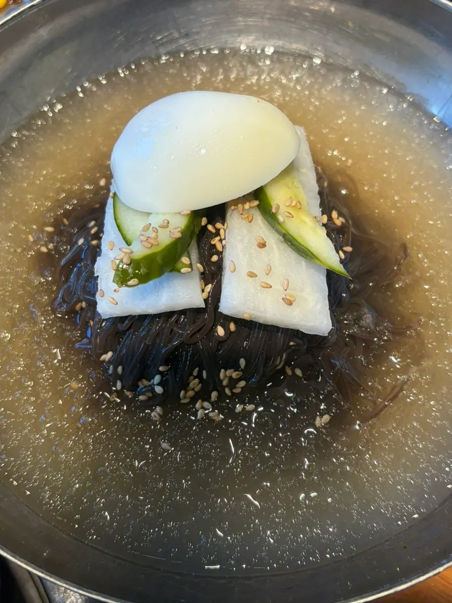 7,000-won mul naengmyeon topped with icy slush