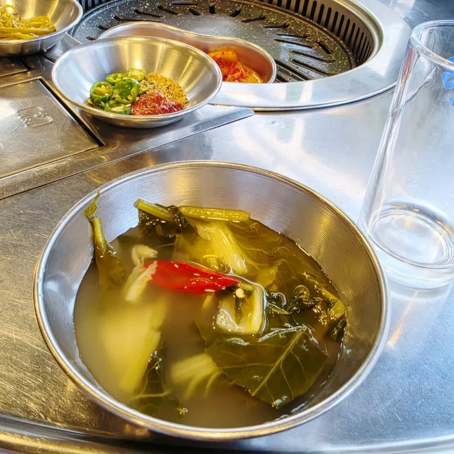 독불72 숙성 제주한판이 적힌 메뉴판