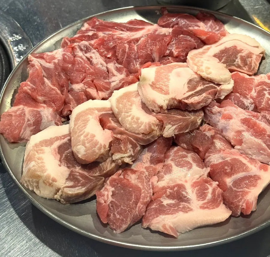 독불 72 숙성 제주한판 600g 생고기 접시