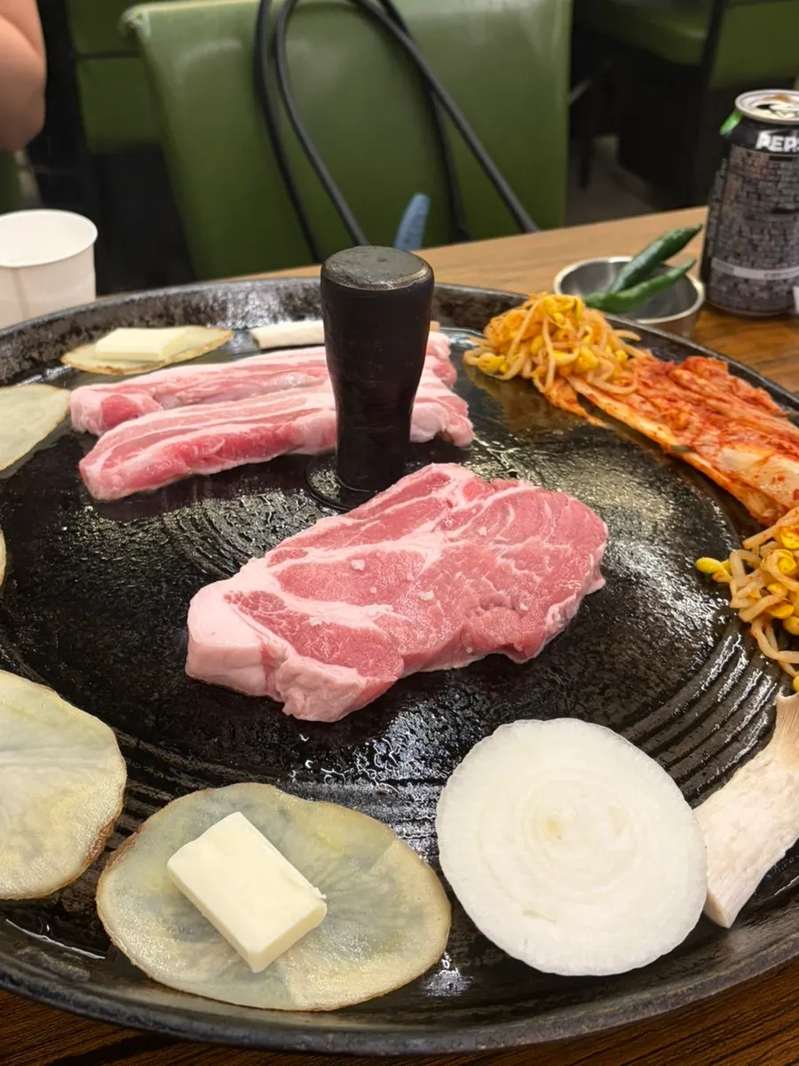 구워 먹는 치즈가 포함된 세트