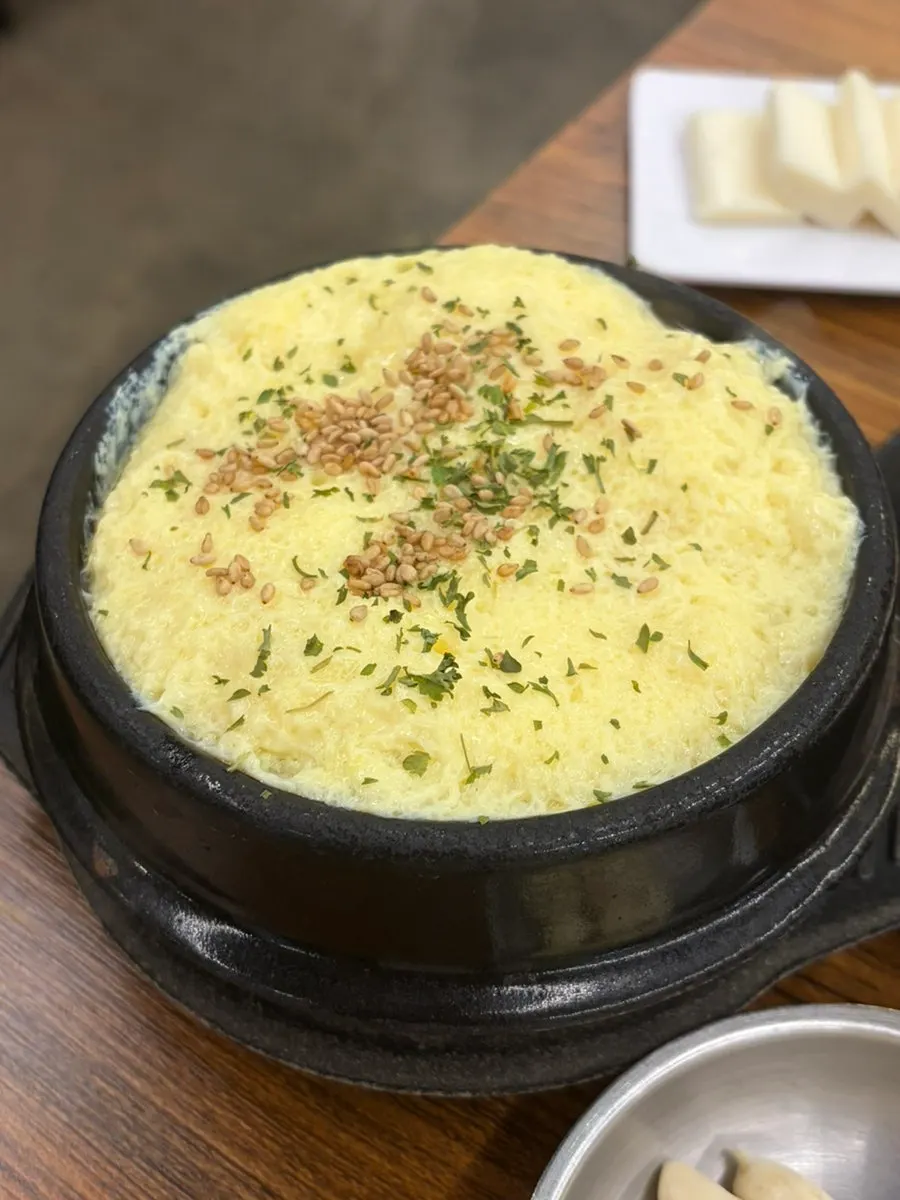 돼지고기 기름에 구운 김치