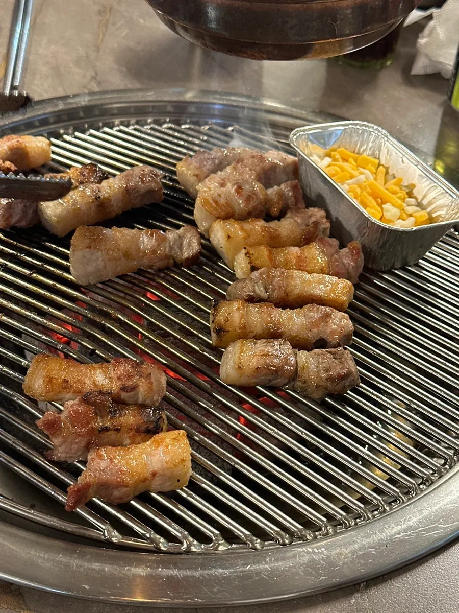 A meal for two at Doldam Sutbuljip