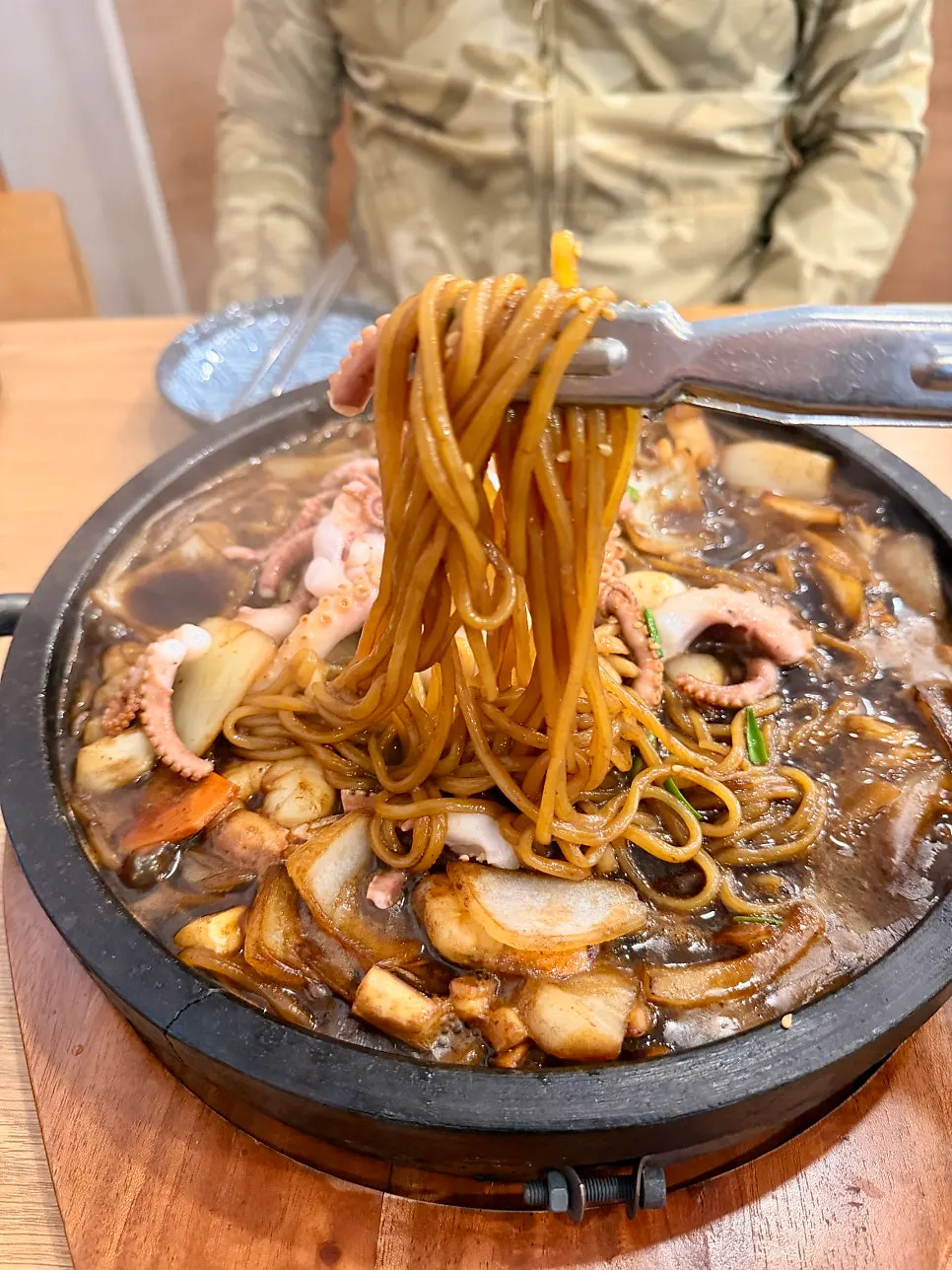 Handmade Donchitang with pork cutlet sweet-and-sour and dakgangjeong